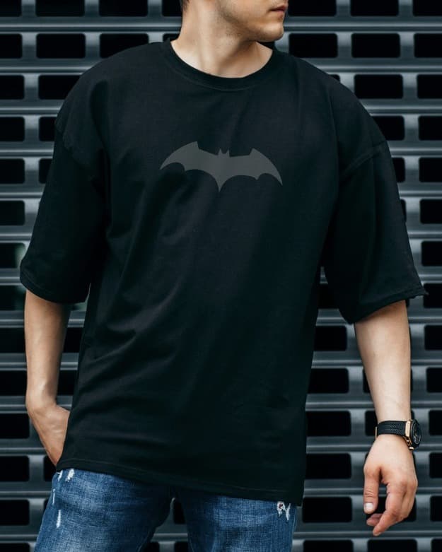 Batman-Inspired Minimal Drop Shoulder T-Shirt alternate view